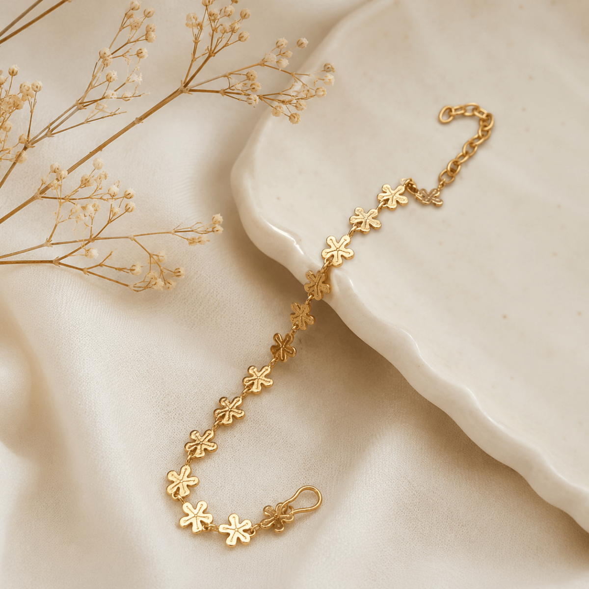Gold Star Flower Chain Bracelet | Textured Link Bracelet for Women - Pettlez Jewellery